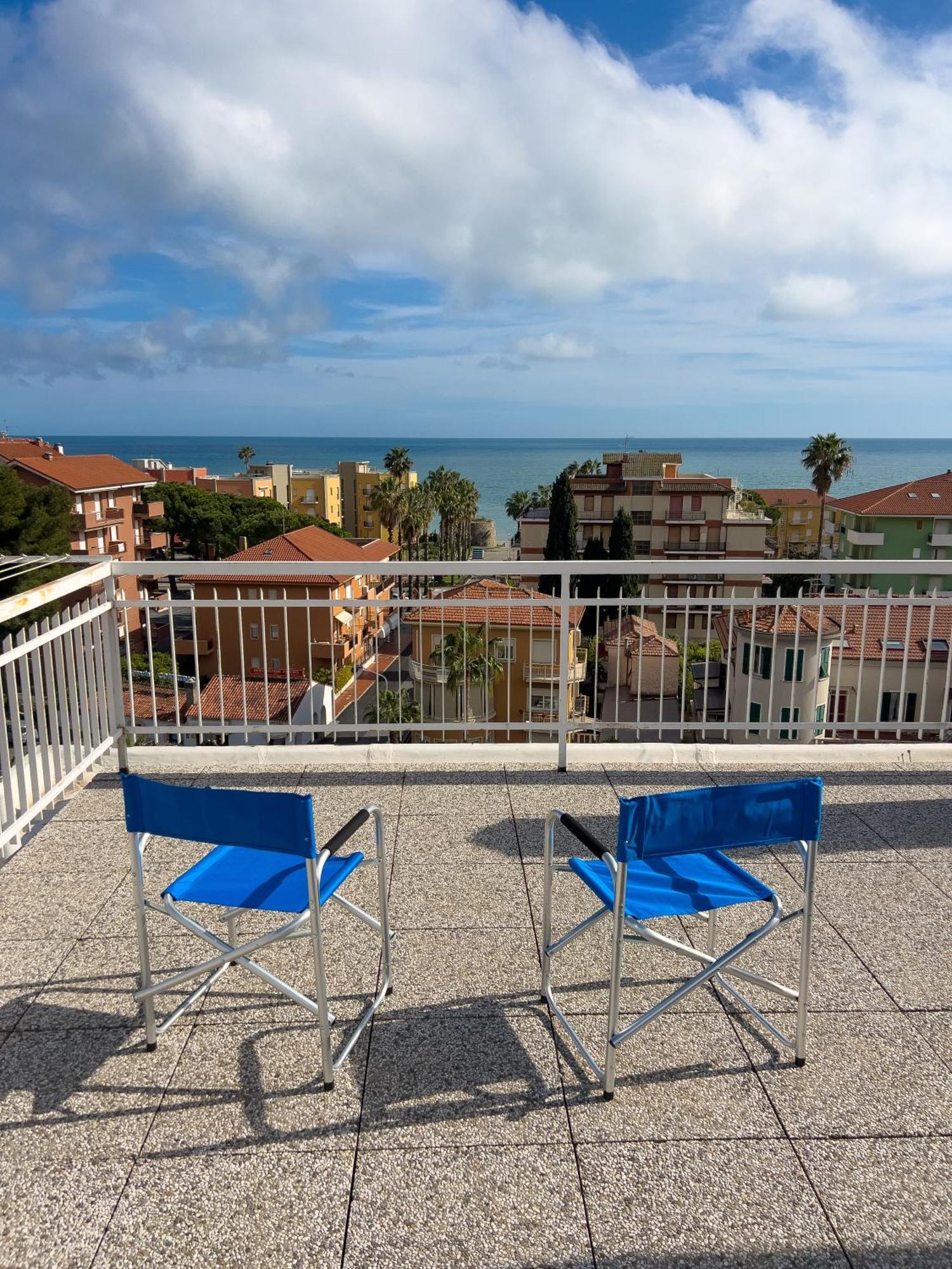 Casa Carlotta Daire San Bartolomeo Al Mare Dış mekan fotoğraf