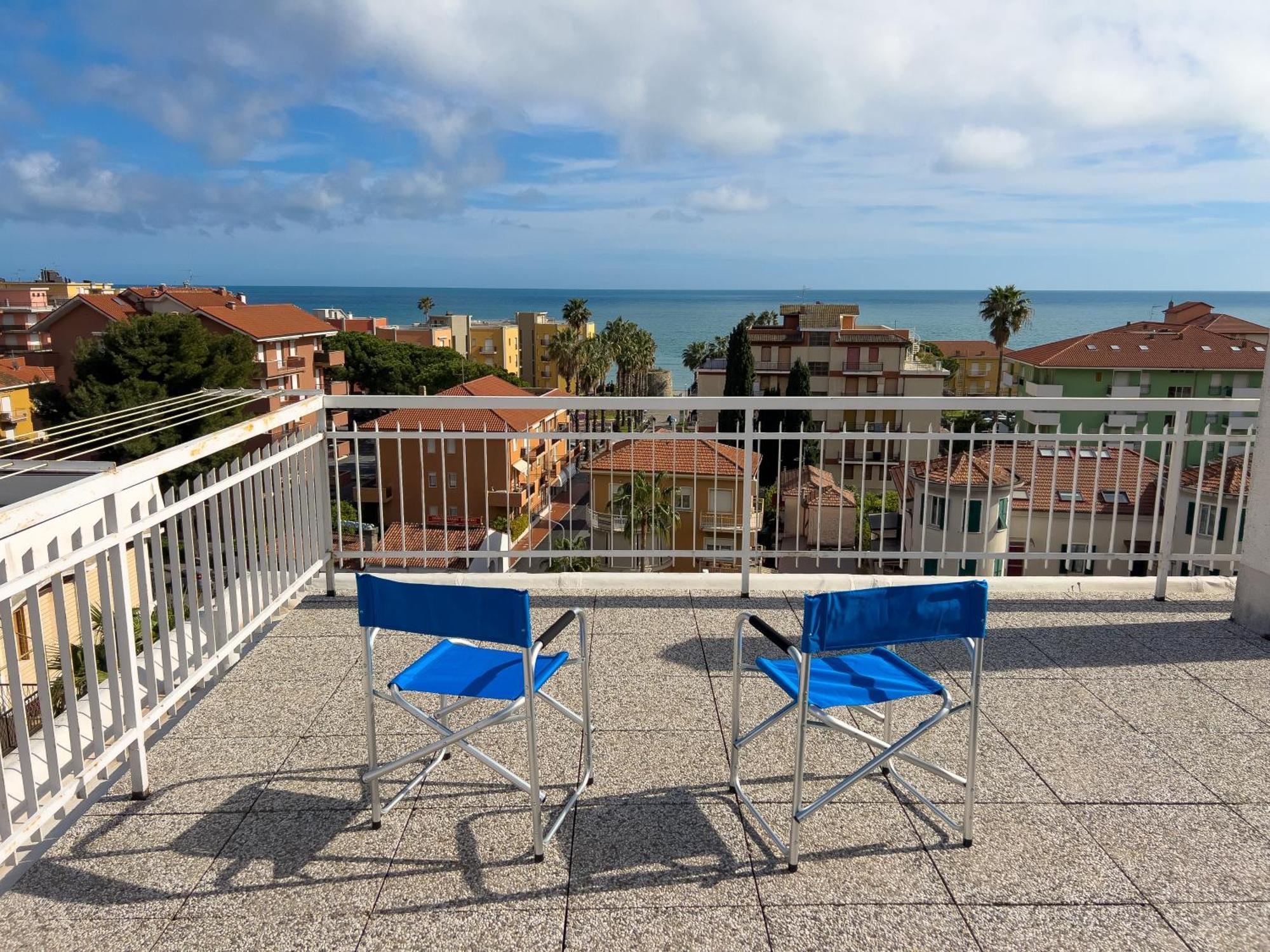 Casa Carlotta Daire San Bartolomeo Al Mare Dış mekan fotoğraf